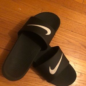 NIKE SLIDES MEN SIZE 11